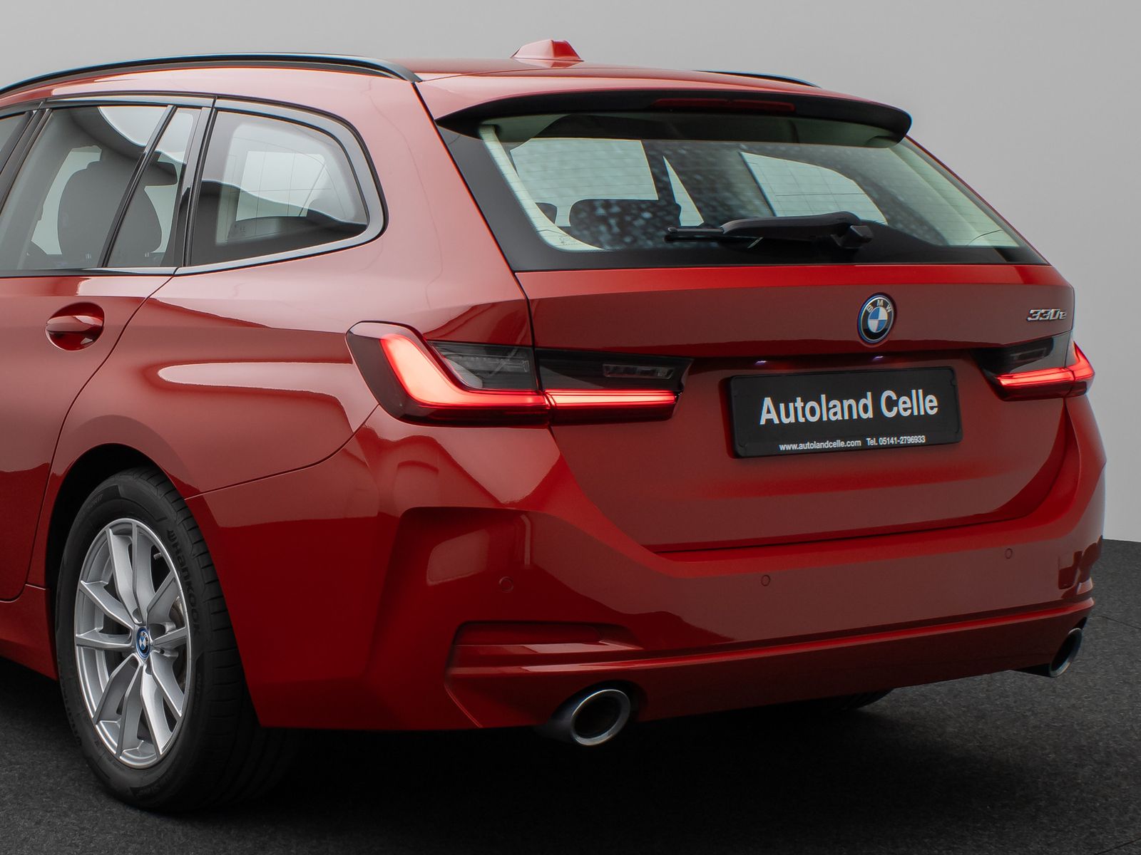 Fahrzeugabbildung BMW 330e DAB CockPit+ PDC LED Geschwindigkeitsreg.