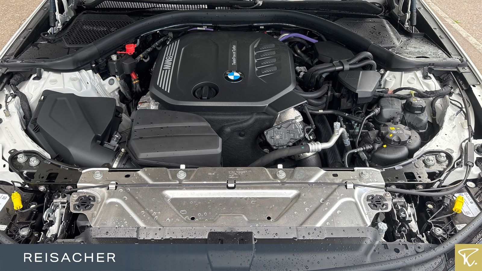 BMW 318d A Tou M-Sport LCProf HUD ACC LM18 foto 7