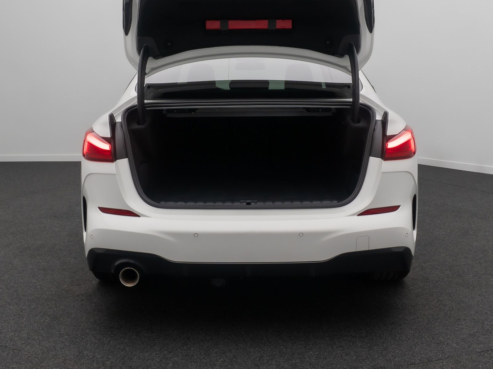 Fahrzeugabbildung BMW 218i Gran Coup&eacute; M Sport DAB Kamera AHK 18Zoll