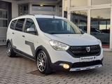 Dacia Lodgy Stepway,NAVI,RFK,AHK,SHZ, 7-Sitzer - gebrauchte Dacia Lodgy aus dem Jahr 2021