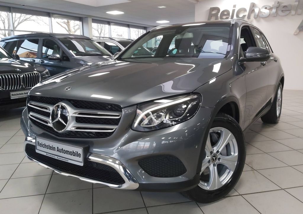 Mercedes-Benz GLC 250 d 4M MEMORY DISTR AIRM AHK NETTO 26.980 - 2017