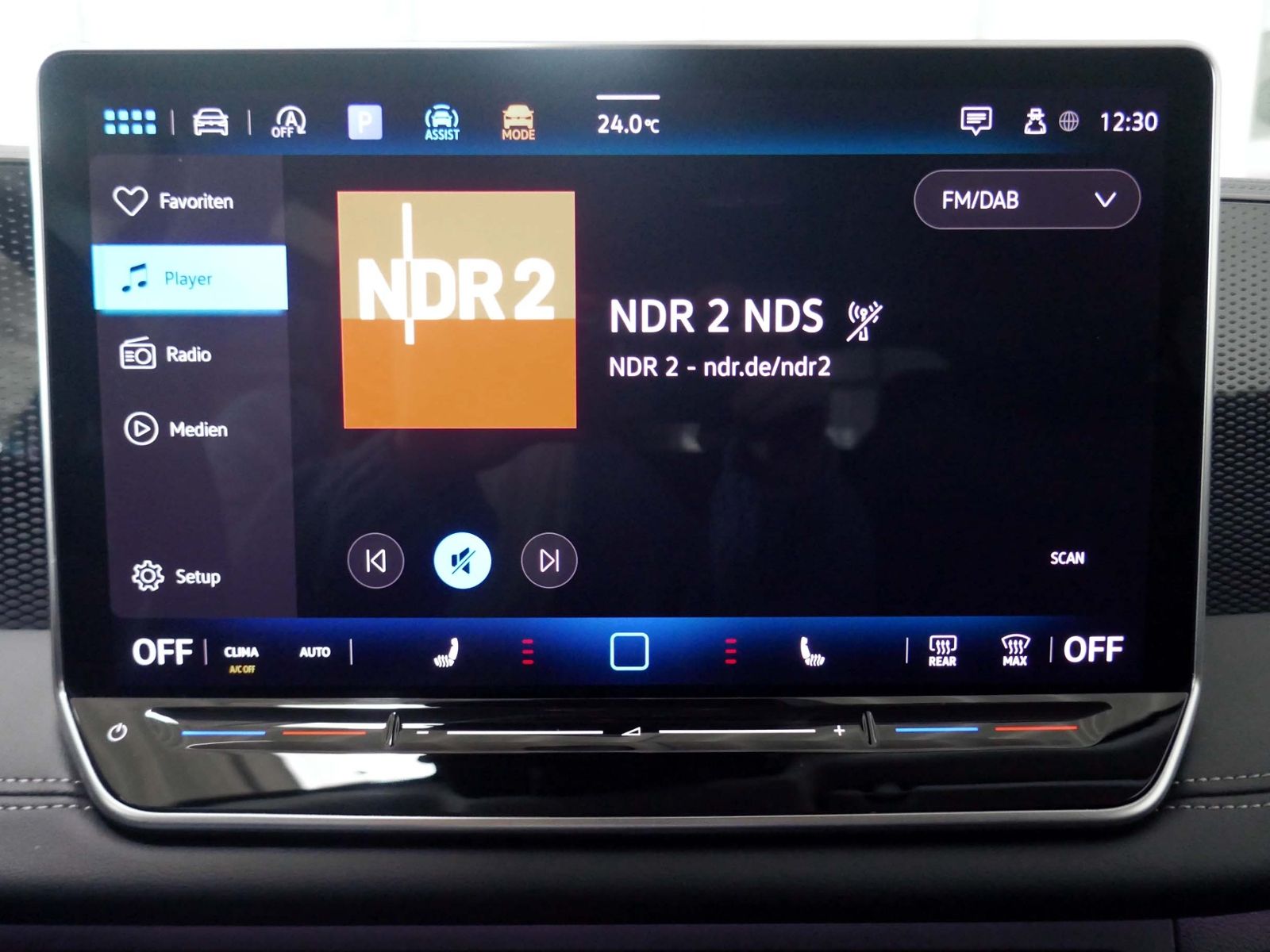 Fahrzeugabbildung Volkswagen Tiguan Life 2.0 TDI DSG | LED AHK RFK ACC