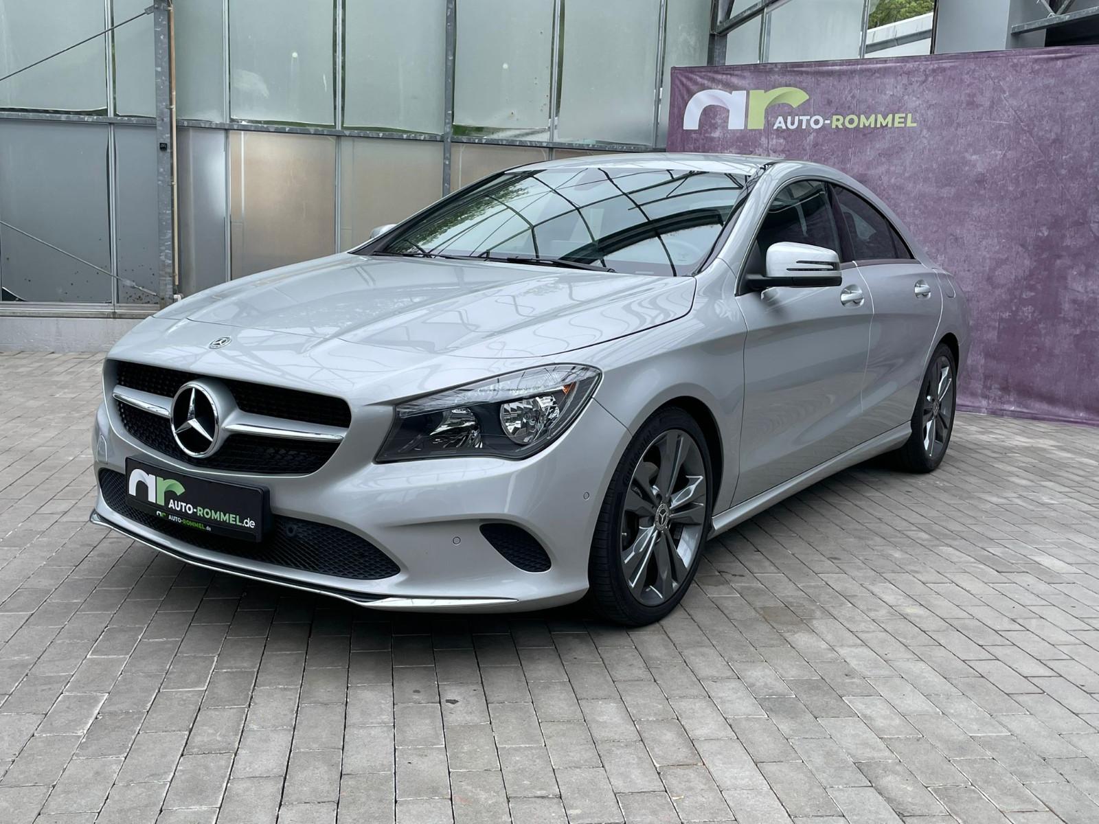 Mercedes-Benz CLA 200 Urban DCT Navi AgilityControl SH Assist