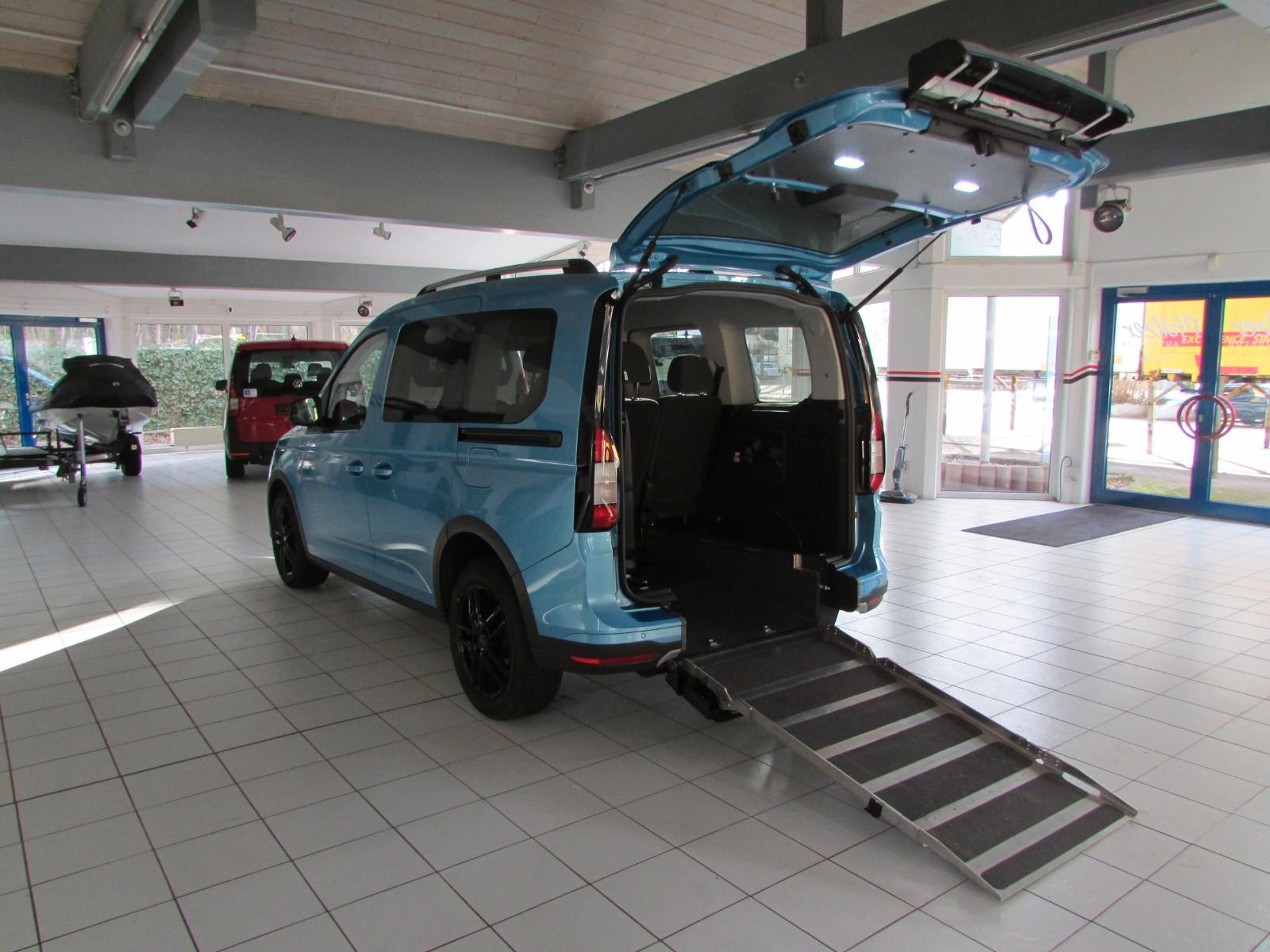 Ford Tourneo Connect Rollstuhlrampe Behindertengerech