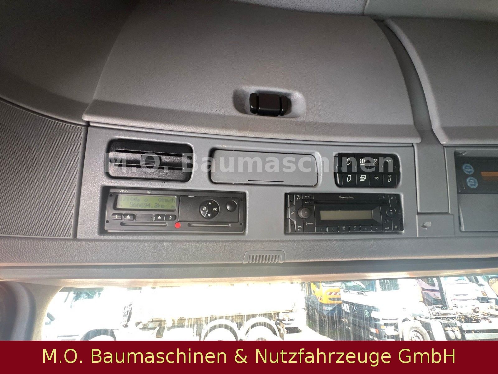 Fahrzeugabbildung Mercedes-Benz Actros 2544 LS / Euro 5 / 6x2 /
