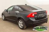Volvo S60 Lim. Kinetic - Volvo S60 Kinetic mit Benzin-Antrieb