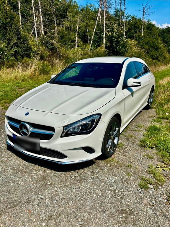 Image of Mercedes-Benz CLA 180