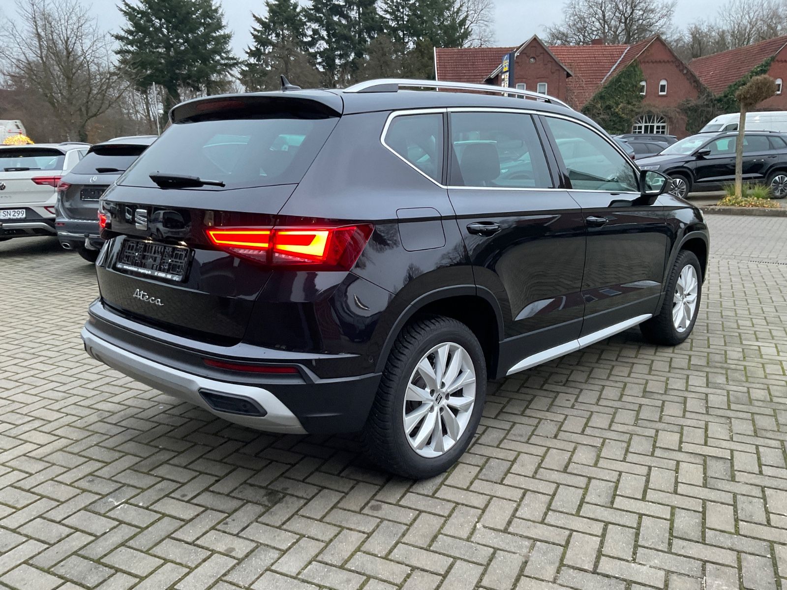 Fahrzeugabbildung SEAT Ateca 1.5 TSI Xperience DSG,Kamera,Navi,LED