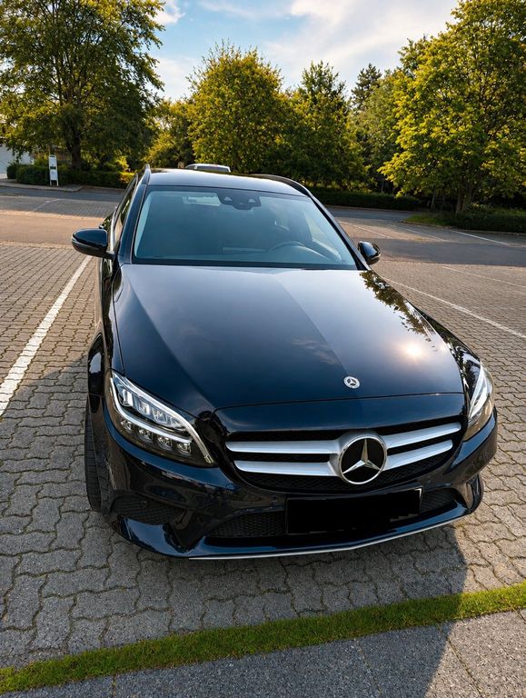Image of Mercedes-Benz C 200