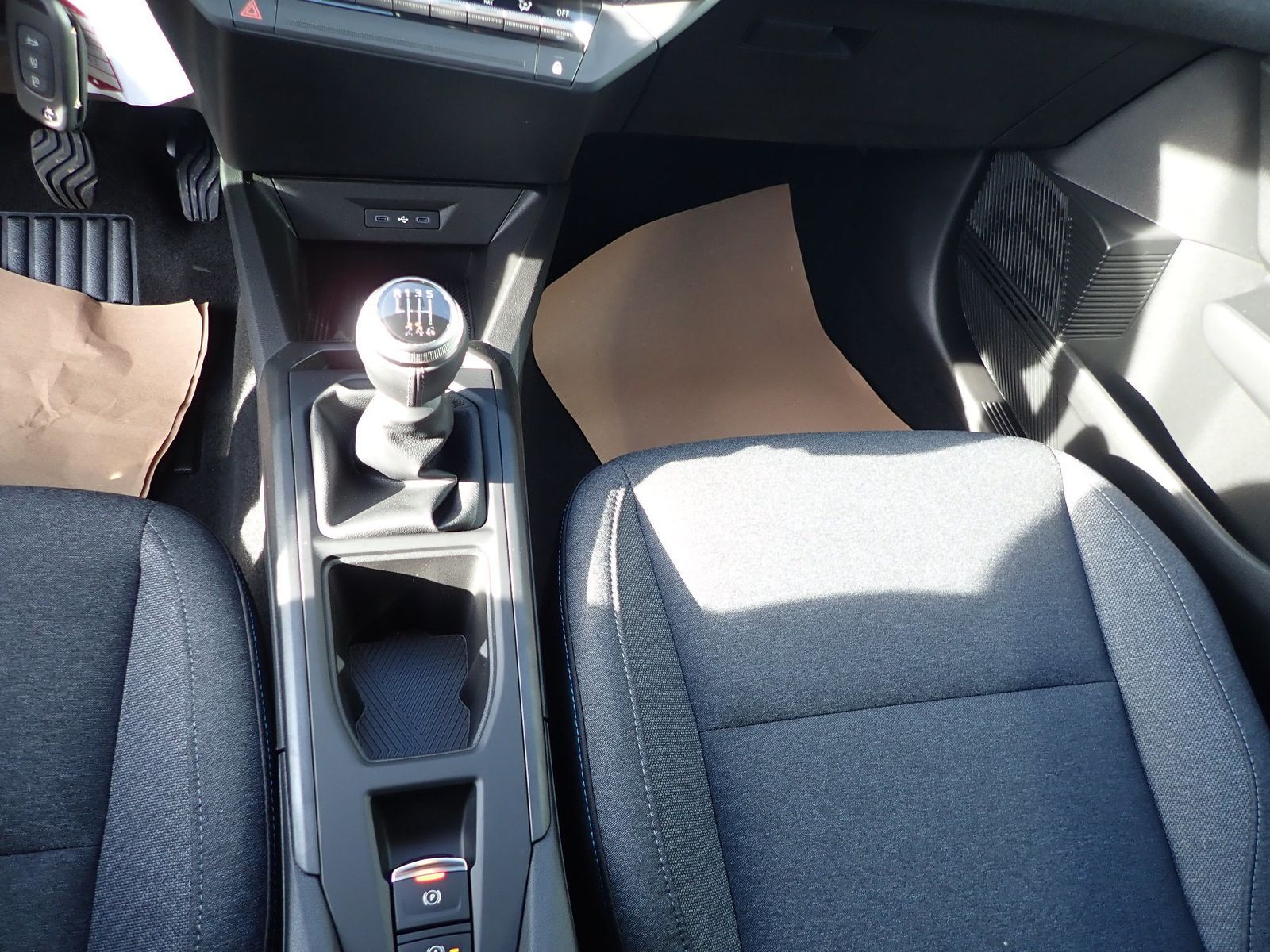 Fahrzeugabbildung Renault Clio Evolution TCe 115