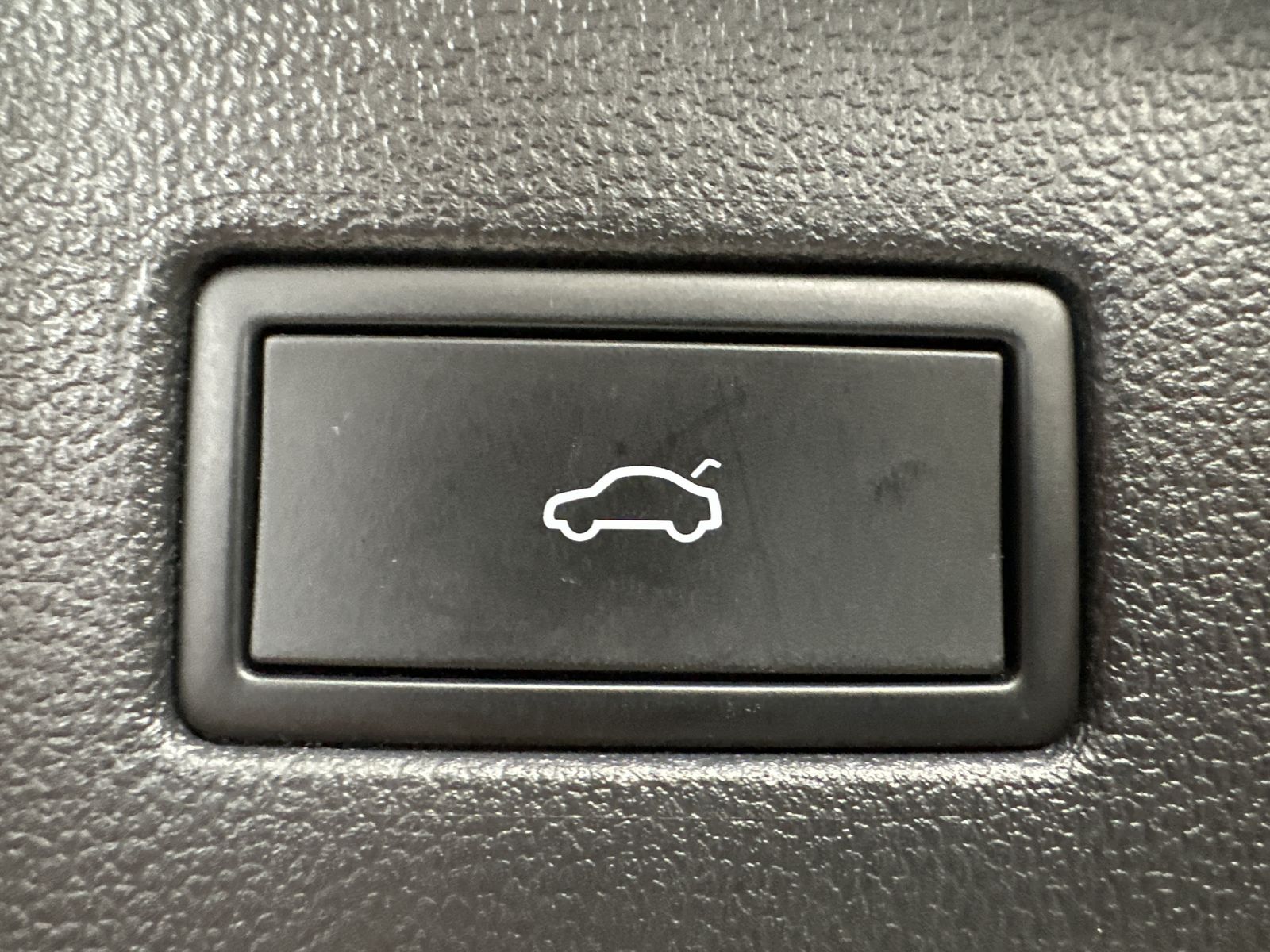 Fahrzeugabbildung Volkswagen Tiguan Allspace R-Line 4M NAV+IQLIGHT+PANORAMA