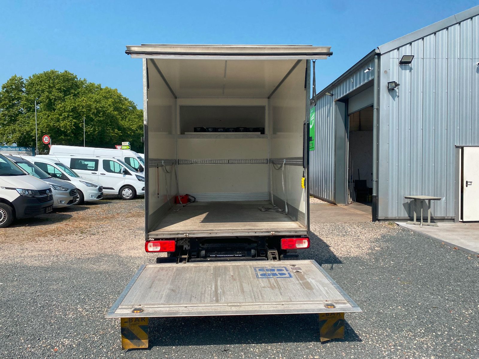 Fahrzeugabbildung Volkswagen Crafter 35,L3 Koffer LBW Automatic,SHg,SH gepfl.