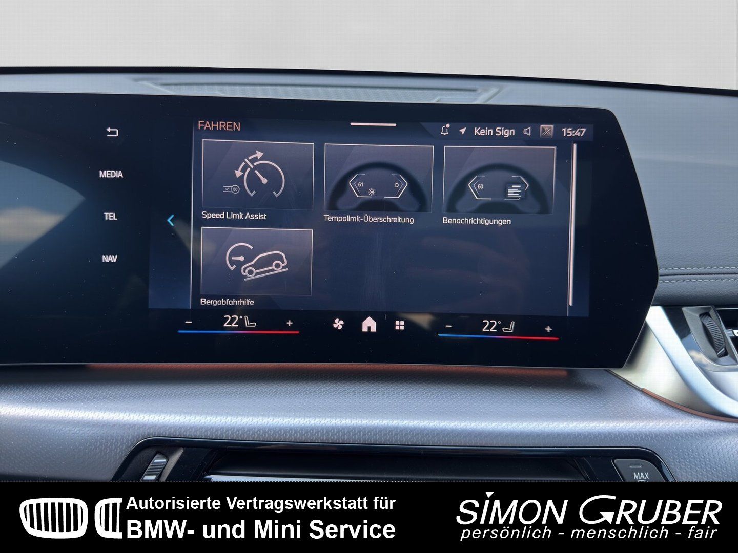 Fahrzeugabbildung BMW iX1 xDrive30 M Sport Pano el.Heckklappe AHK LED