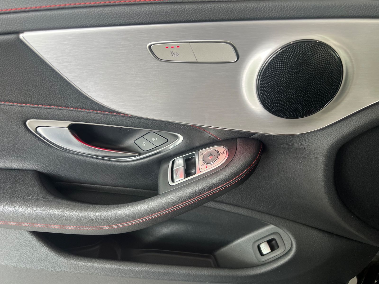 Fahrzeugabbildung Mercedes-Benz C 43 AMG Coupé 4Matic * PANORAMADACH *