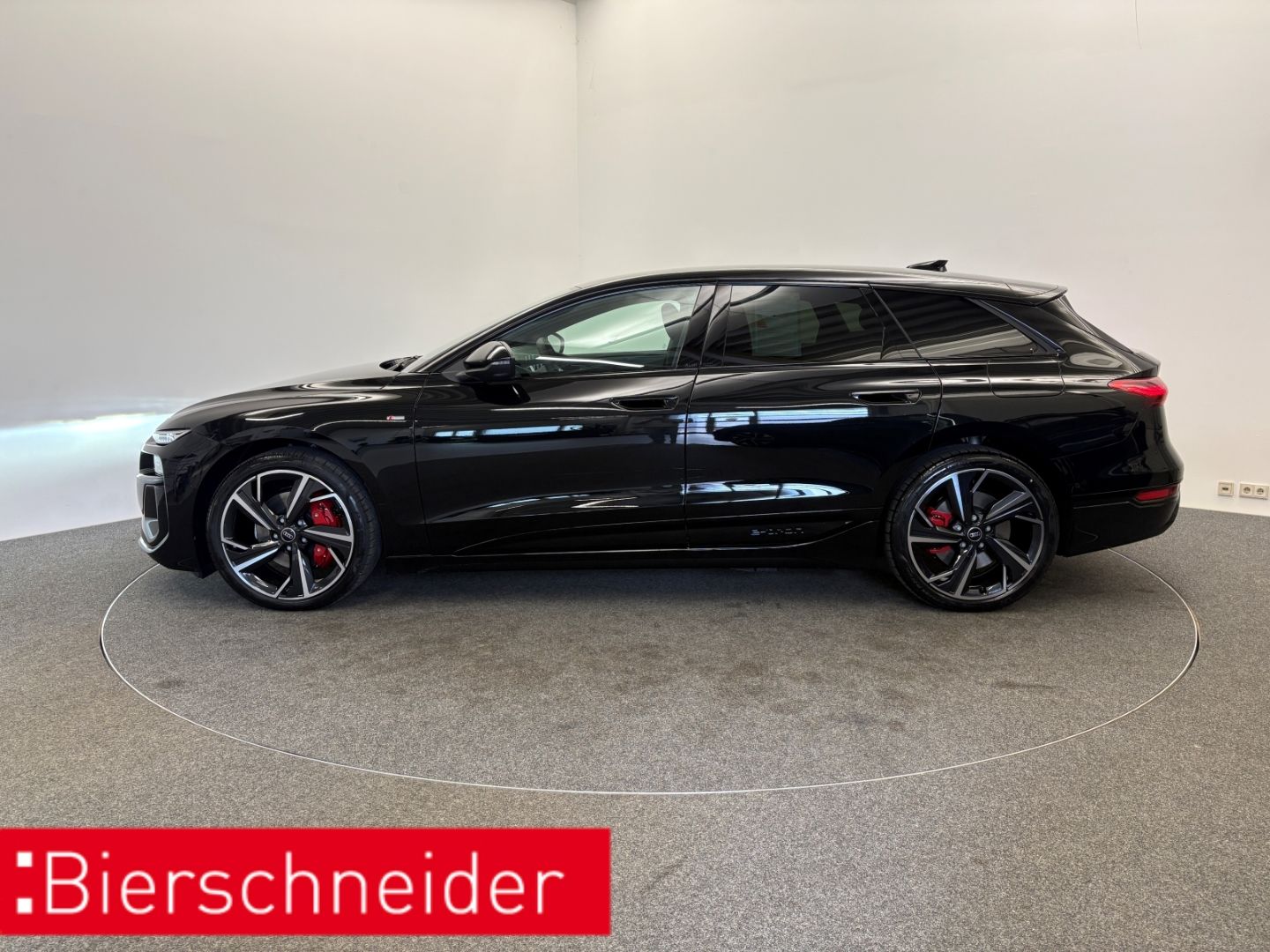 Audi A6 e-tron Avant quattro S line business foto 4