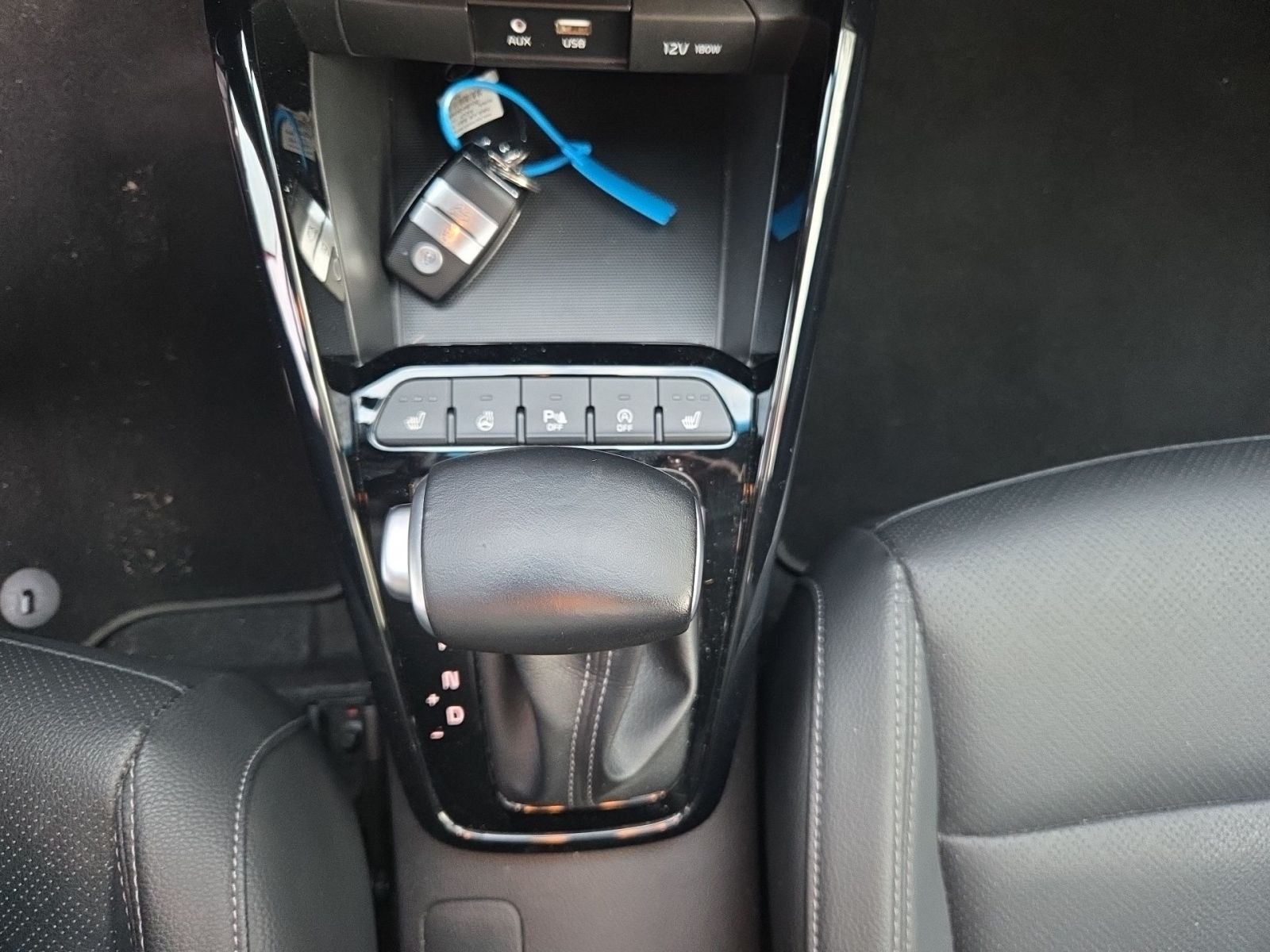 Fahrzeugabbildung Kia Stonic 1.0 T-GDI Platinum Edition 120 PS Autom *