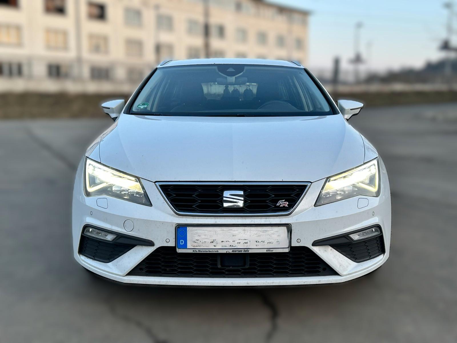 Seat Leon ST 2.0 TDI 135kW FR DSG LED FULL SCHECKHEFT