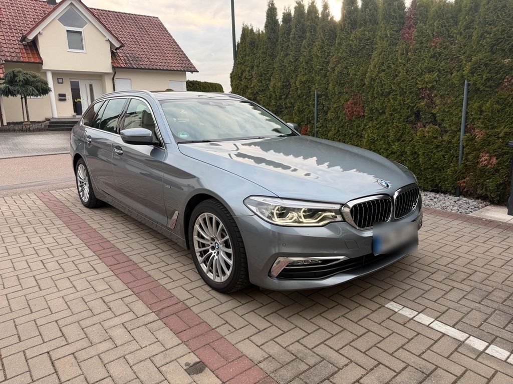 Image of BMW 530