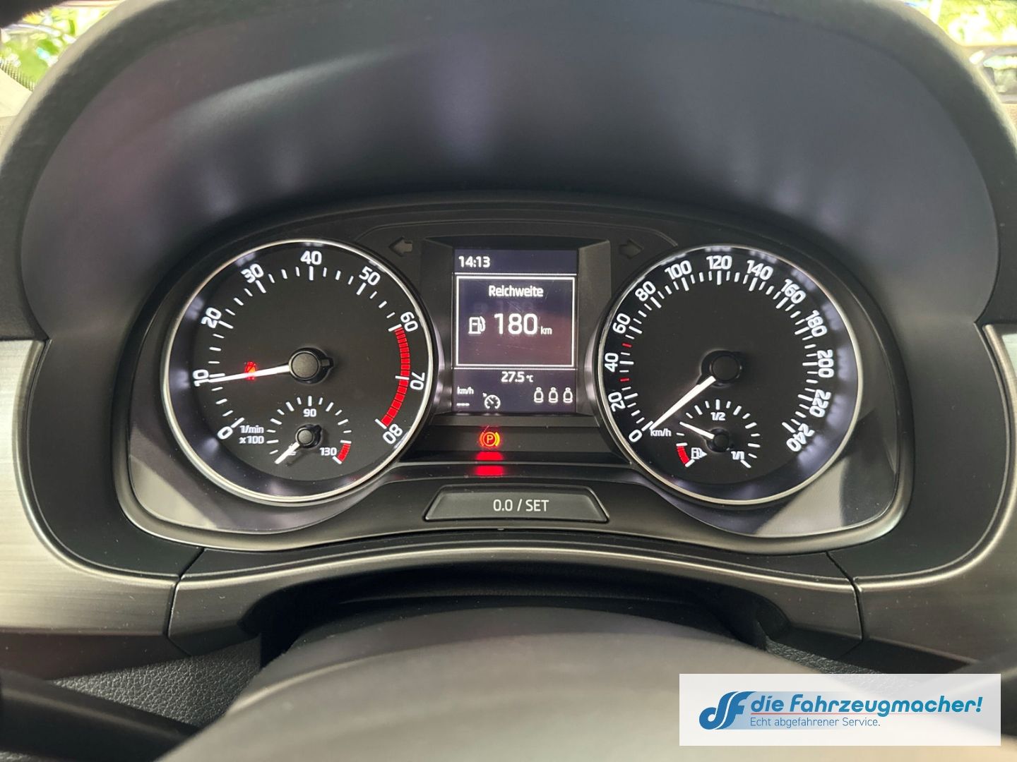 Fahrzeugabbildung SKODA Fabia Joy 1.0 MPI Sperrdiff. Klimaautom DAB SHZ