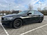 BMW 530d xDrive|VOLL|Massage|360|HUD|DrivAssistPlus - BMW 530 mit Diesel-Antrieb: Schwarz, Standheizung, Limousine