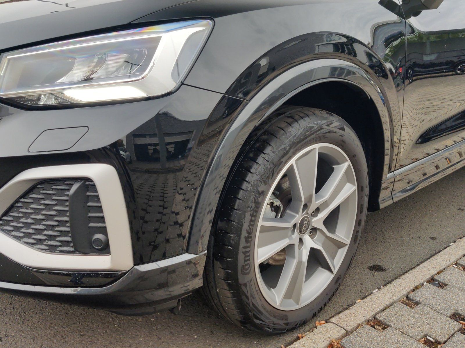 Fahrzeugabbildung Audi Q2 advanced 30 TFSI AHK,LED,LM, Standheizung