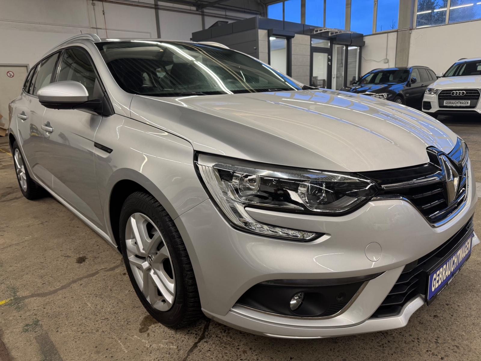 Renault Megane IV Grandtour Business-Schalter-1 Hand