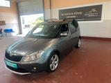Skoda Roomster Scout Plus Edition* PDC* PANORAMA* - Skoda: Scout Plus