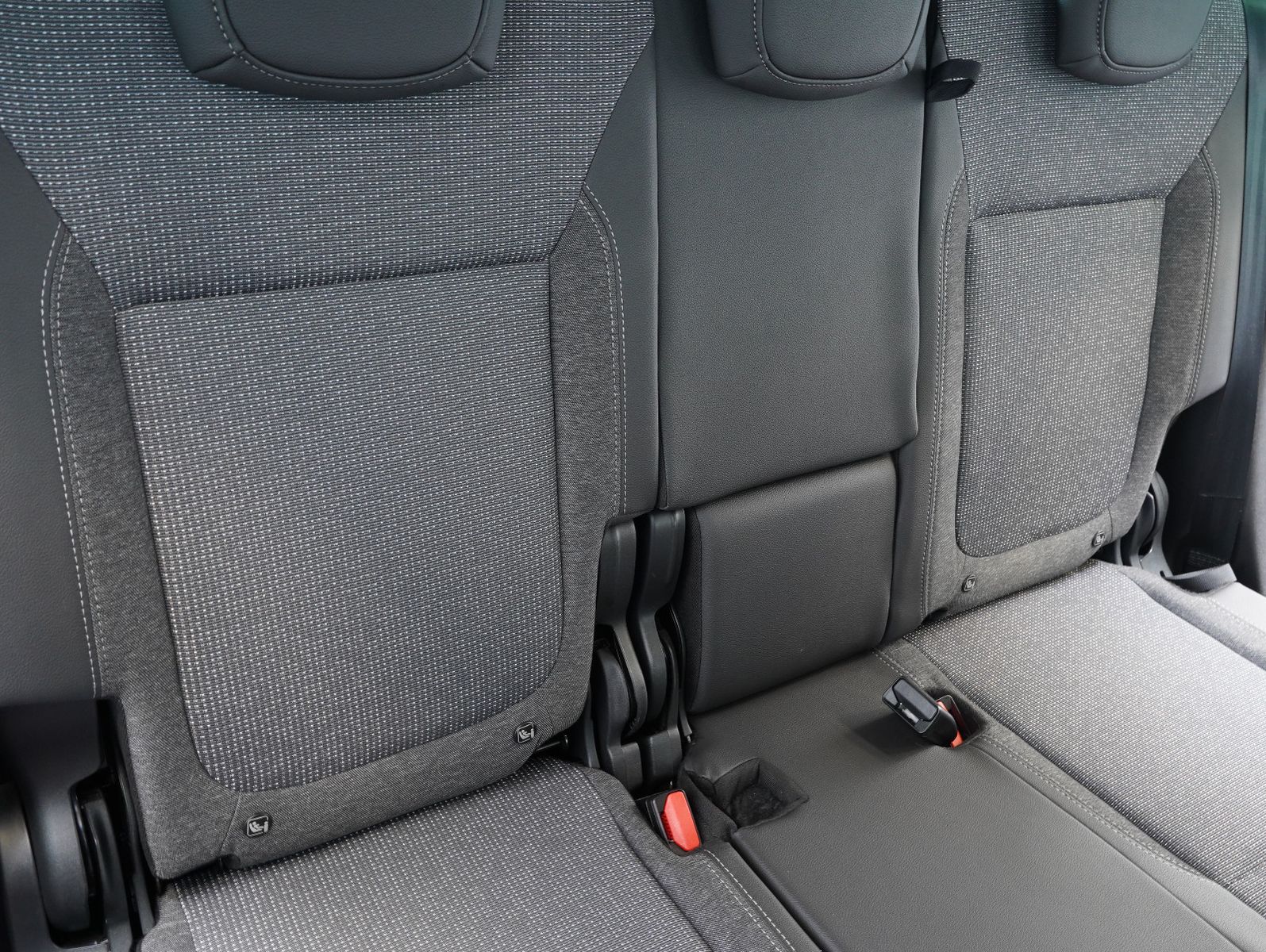 Fahrzeugabbildung Opel Crossland (X) 1.2 Turbo Elegance LED/NAVI/KAMERA