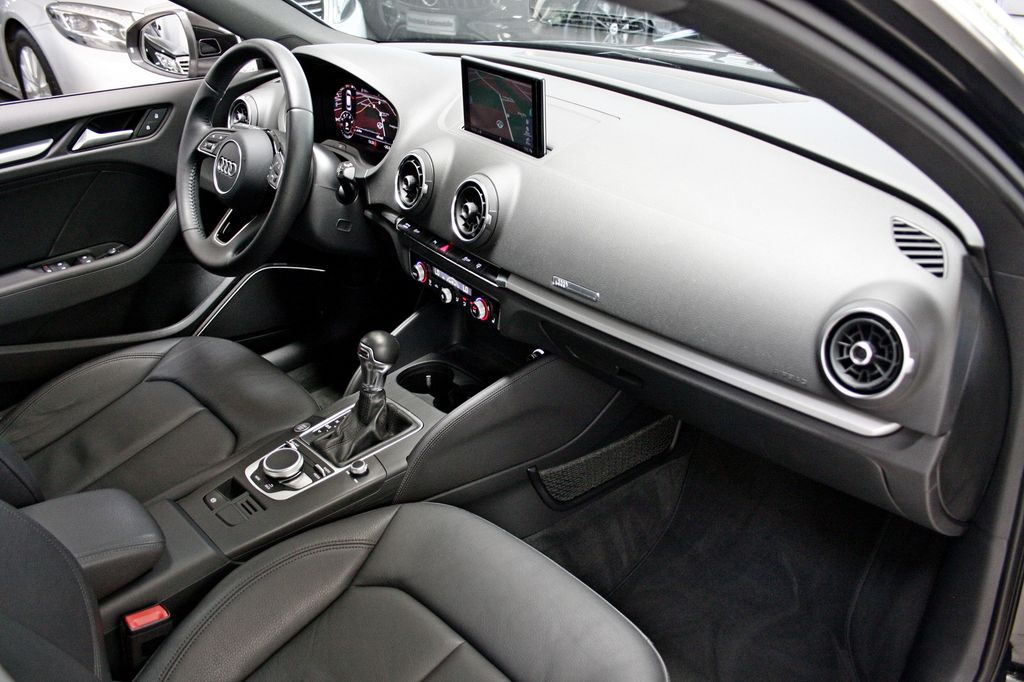 Audi A3 1.4 TFSI S-LINE ACC BANG & OLUF PANO LEDER