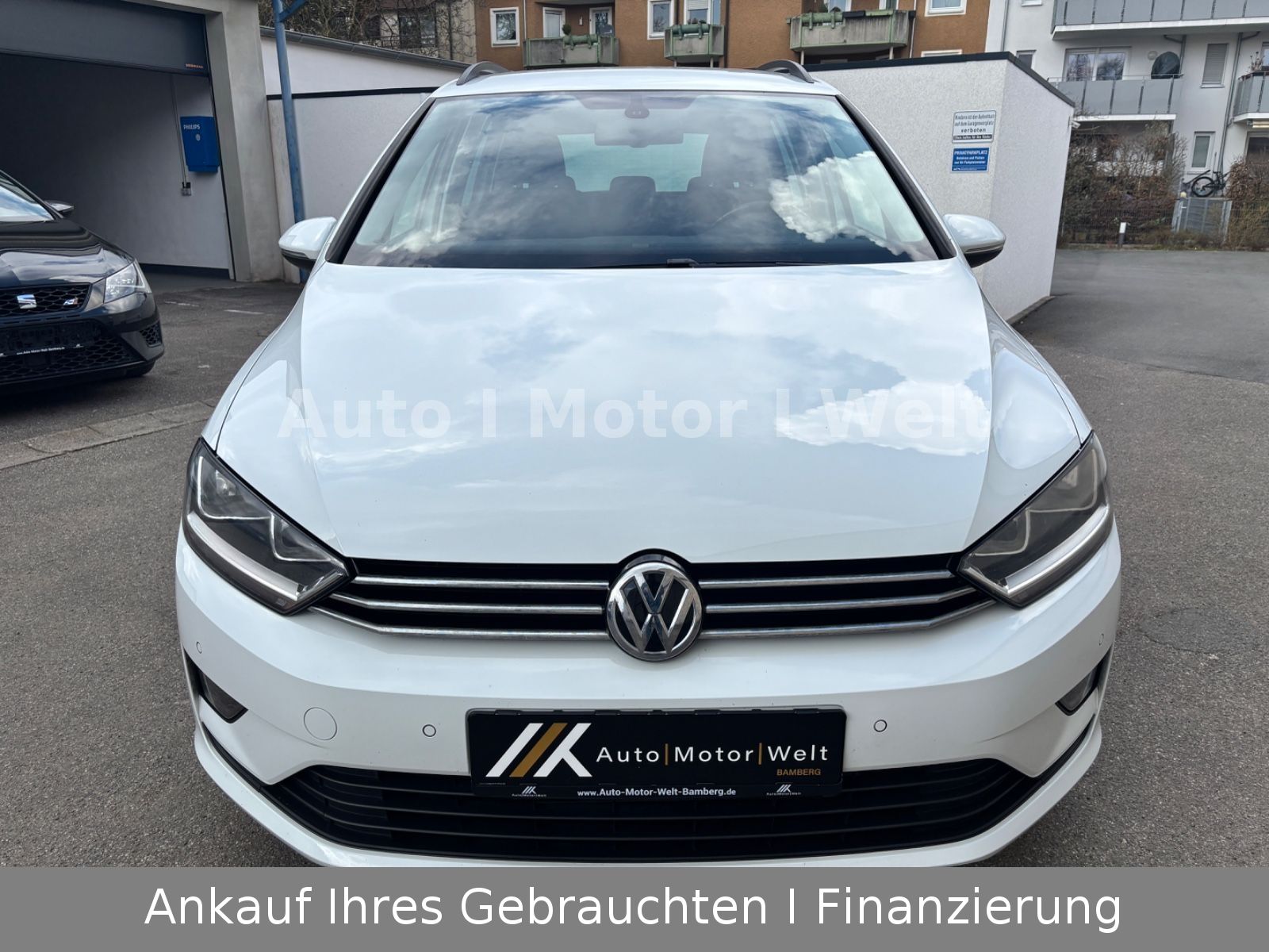 Fahrzeugabbildung Volkswagen Golf Sportsvan 1.Hand TEMPOMAT/ALU/KLIMA