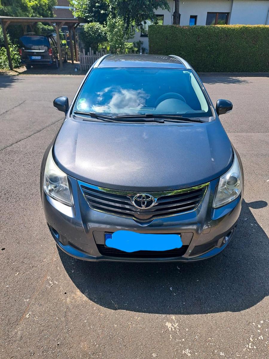 Toyota Avensis 2011 — vehicle for AFU Ukraine