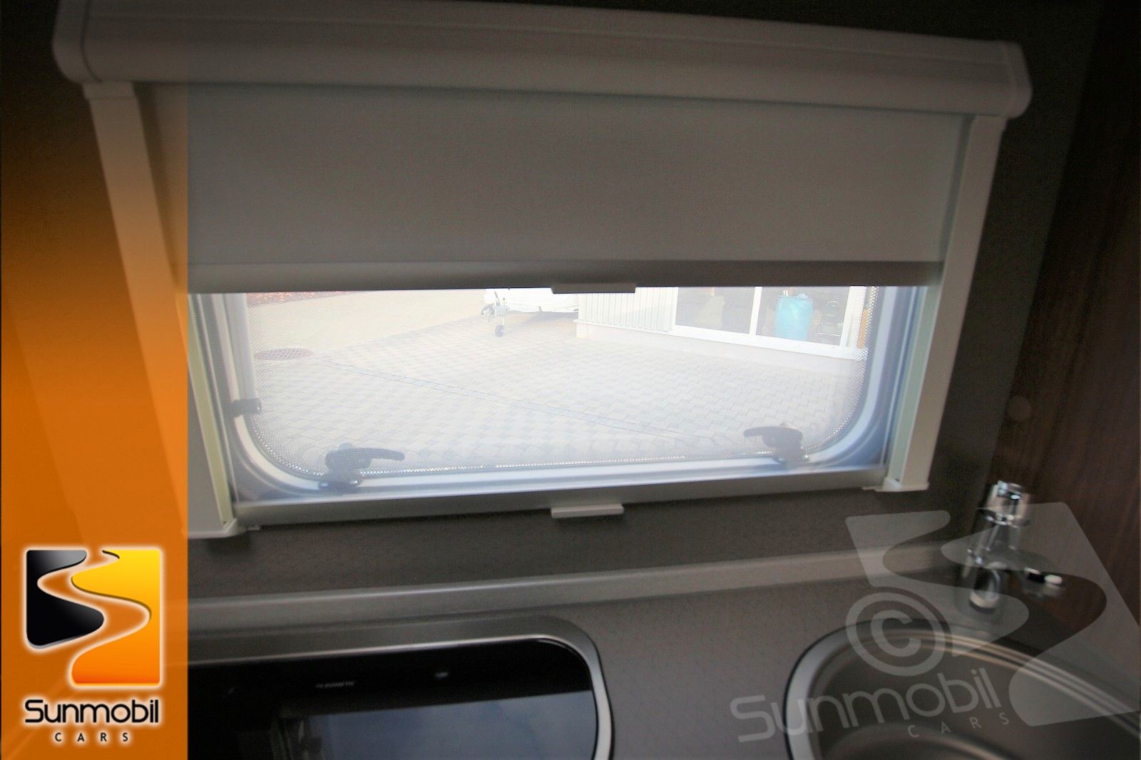 Fahrzeugabbildung Weinsberg CaraHome Cara Home 700 DG Radio Navi RFK