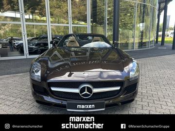 صورة 10 لـ 2012 Mercedes-BENZ SLS AMG