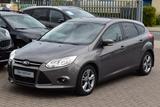 Ford Focus Lim. Trend Navi|Klimaaut.|Tempo|Si-Hzg|PDC - Ford Focus: Trend