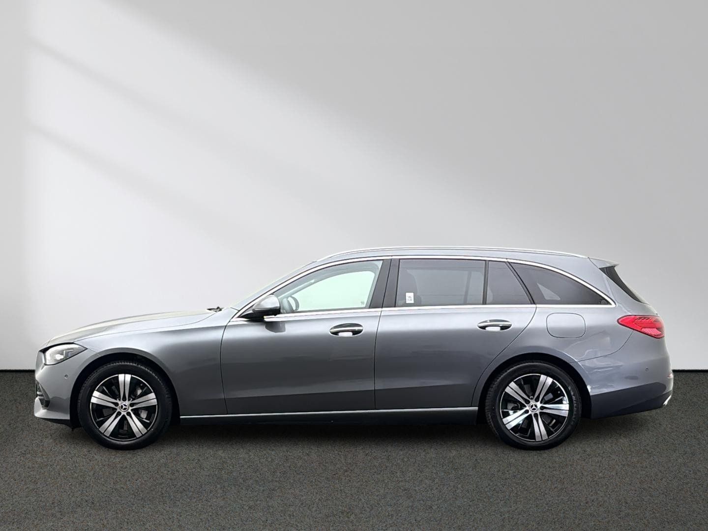 Mercedes-Benz C 300 e T Avantgarde Digital-Light 360°-K. AHK imagem 3