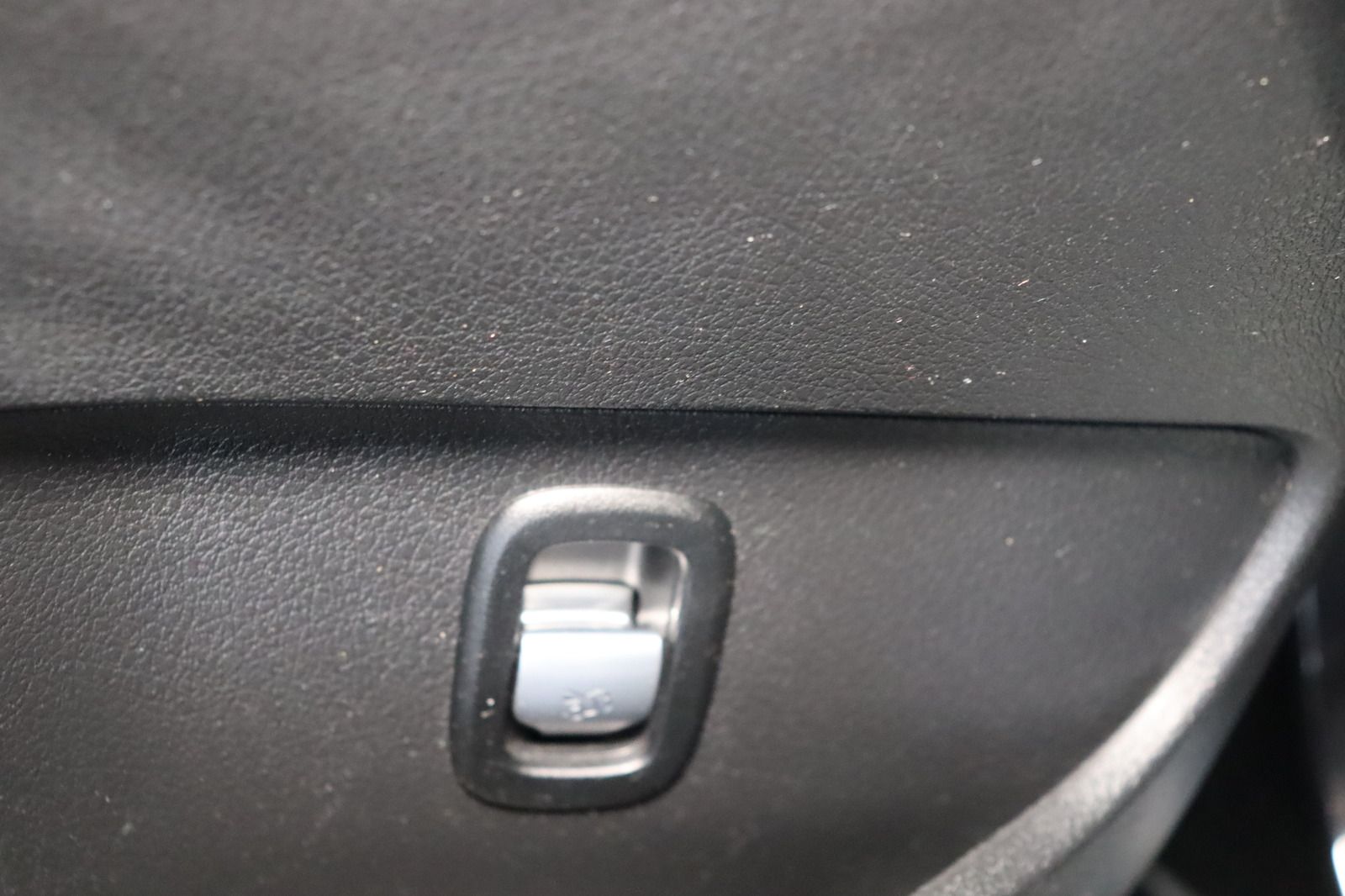 Fahrzeugabbildung Mercedes-Benz C 220 d 4-MATIC Avantgarde T-Modell