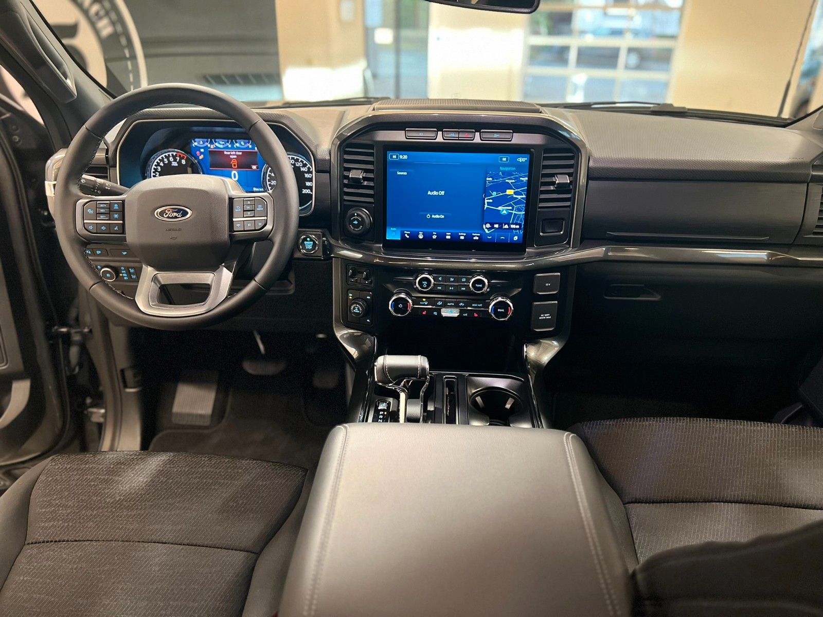 Fahrzeugabbildung Ford F-150 XLT 5.0L V8 Supercrew 5,5"