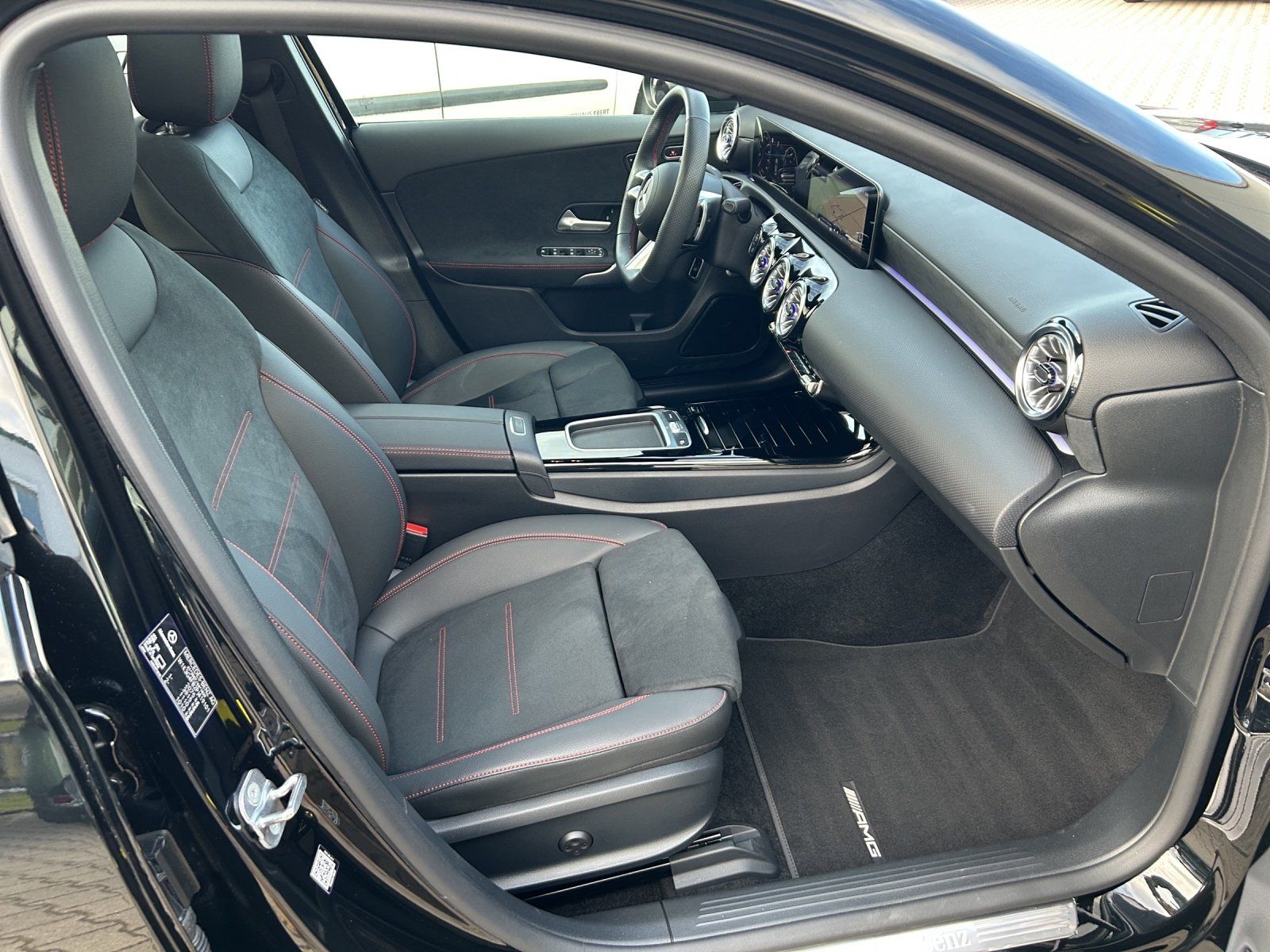 Fahrzeugabbildung Mercedes-Benz A2204M Limo AMG Premiu+ DISTR Memo AHK Pano MLED