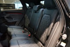 AUDI SQ5 Sportback TFSI | Pano | Carbon | Tech pro AUDI SQ5 Sportback TFSI | Pano | Carbon | Tech pro