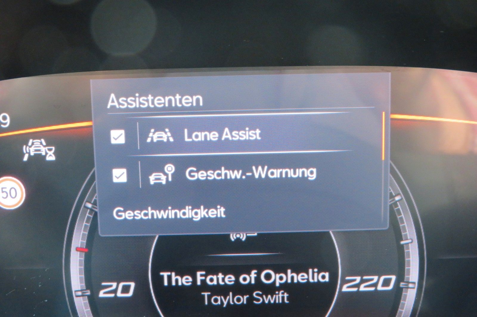 Fahrzeugabbildung SEAT Arona Style DSG GRA KAMERA SITZH. PDC APP-CON 1H