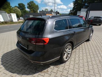 Volkswagen Passat Variant - 5