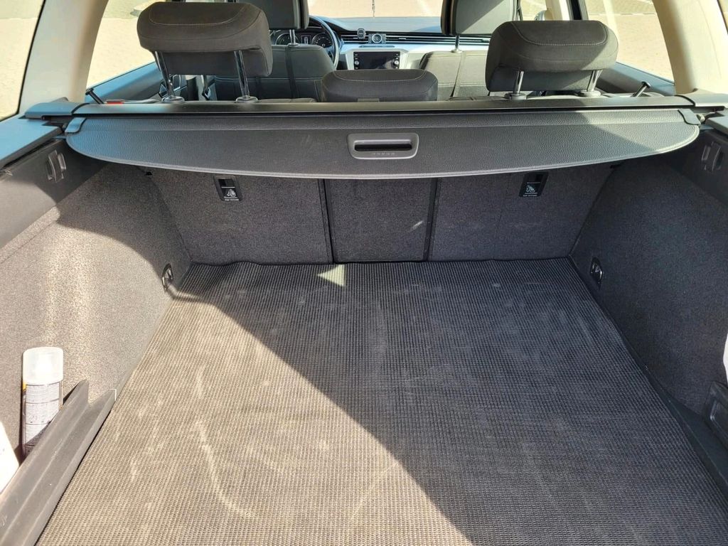 Image of Volkswagen Passat