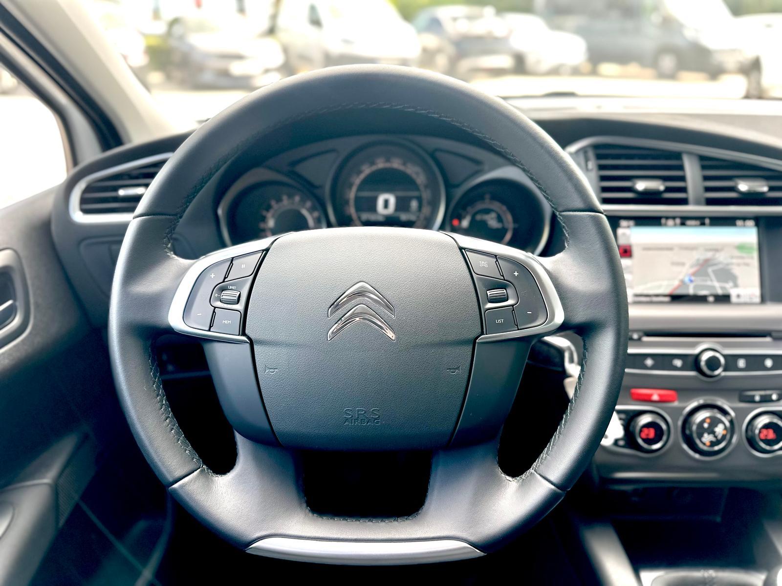 Citroën C4 1.6 Blue-HDI FAP Kamera Navi 3Jahre Garantie