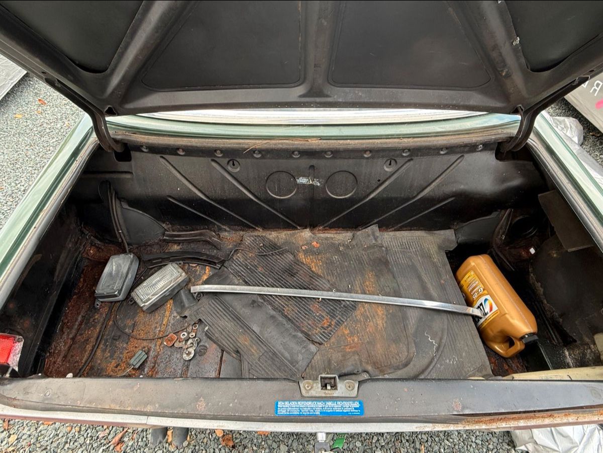 Fahrzeugabbildung Mercedes-Benz 350 SL