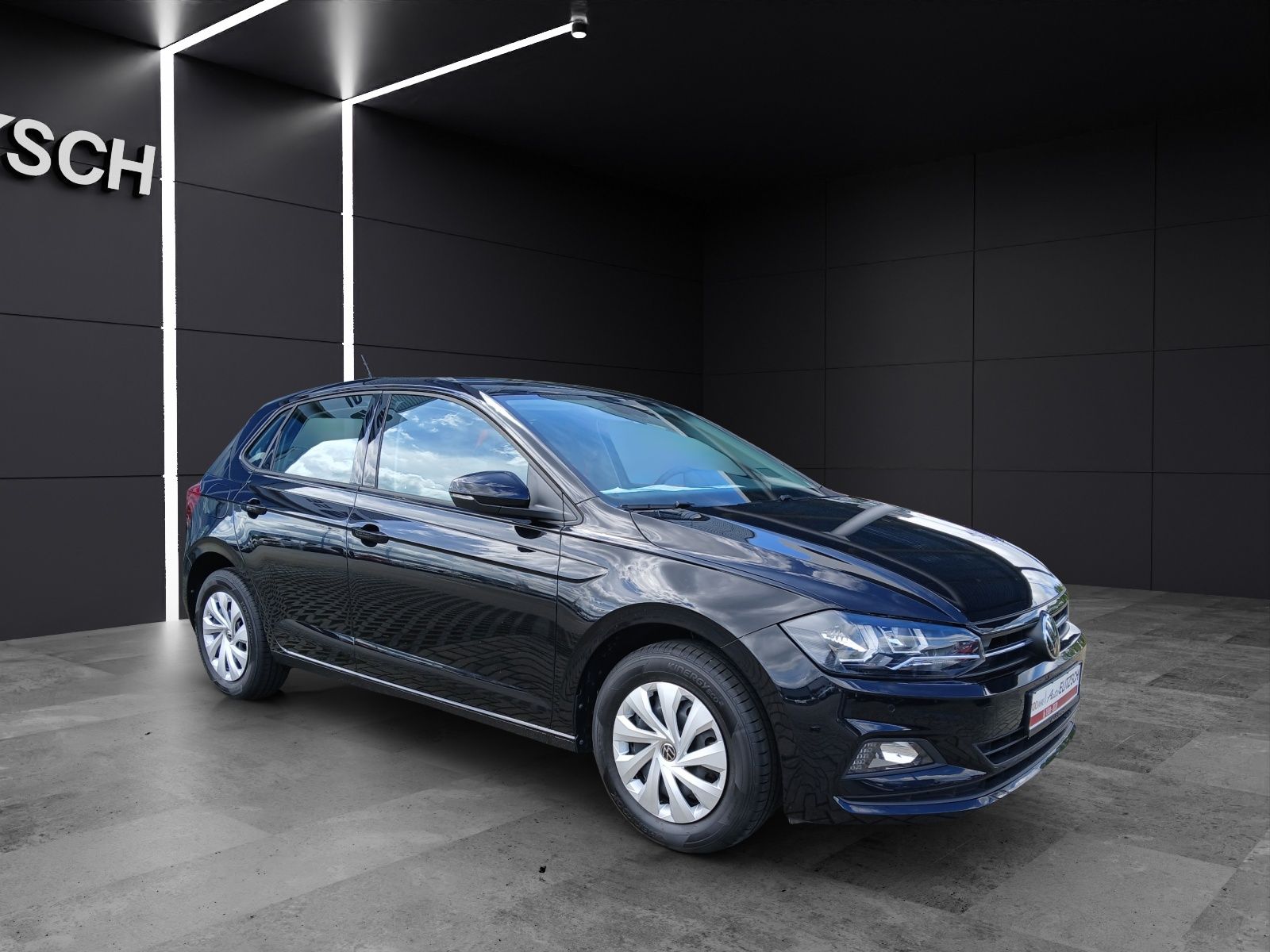 Fahrzeugabbildung Volkswagen Polo Comfortline 1.0 TSI Navi Klima PDC SH