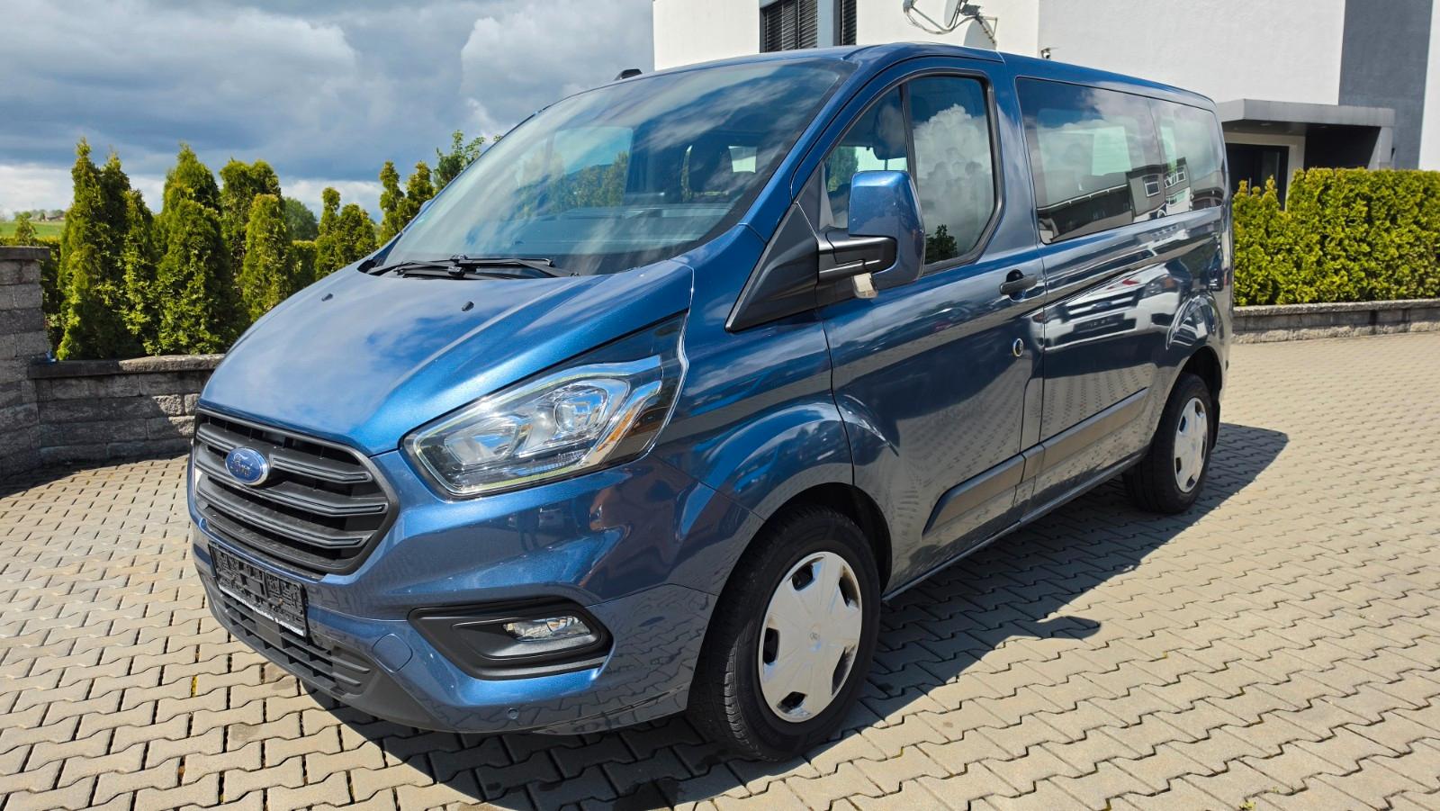 Ford Transit Custom 2,0 96kW  9 Sitze Automatik