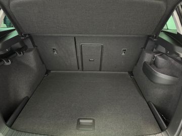 Skoda Karoq Scout 1.5 AHK*Panodach*Kamera*