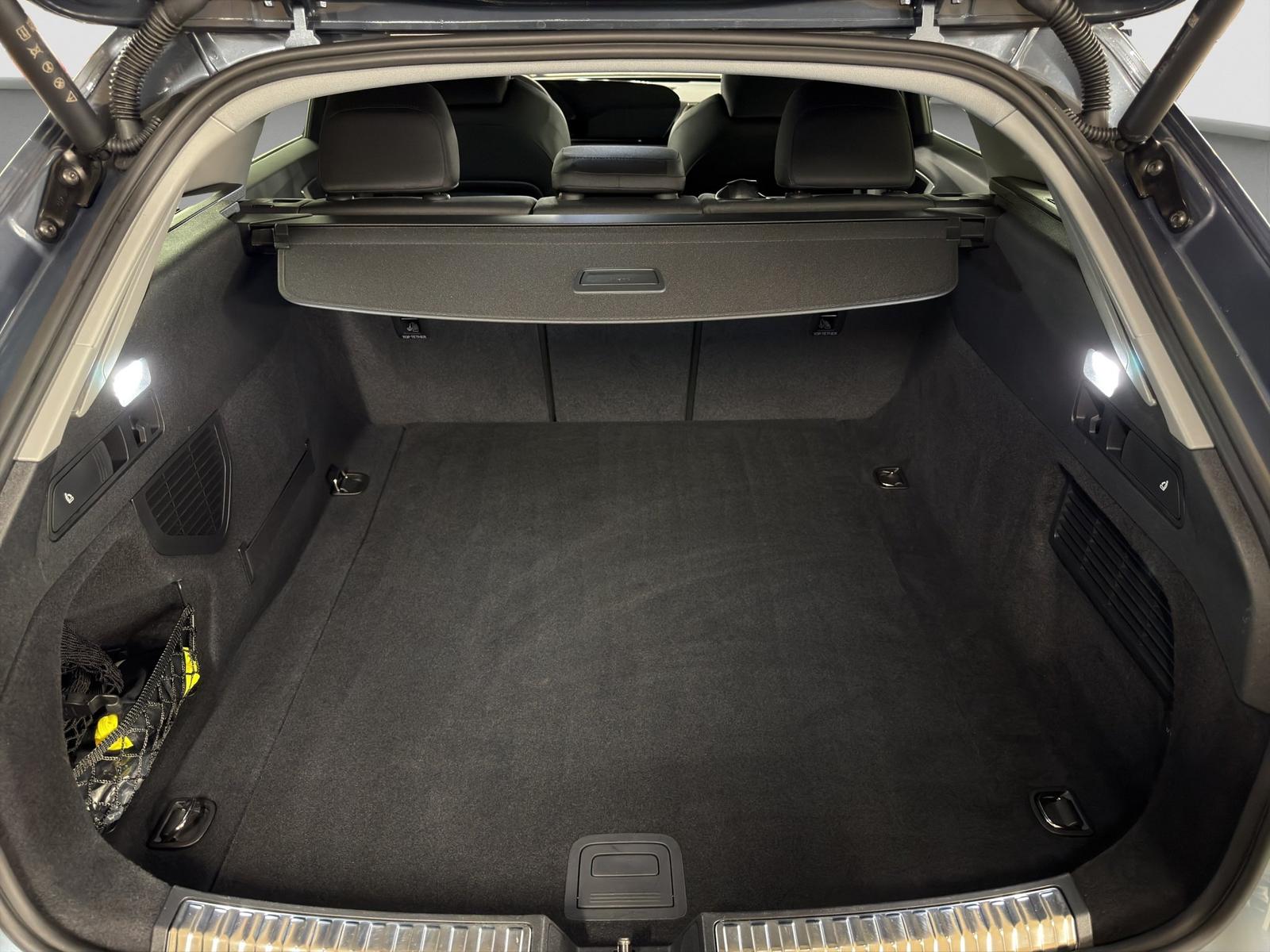 Audi A5 Avant TFSI 5JGAR Kamera ACC LED Assists