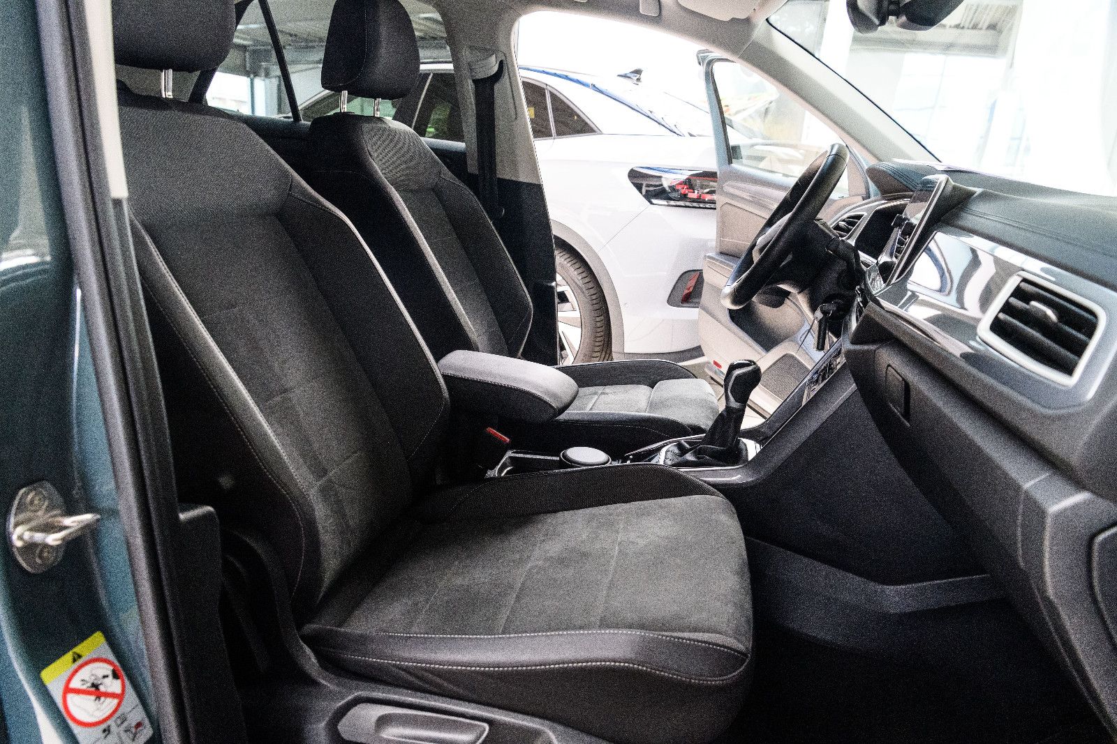 Fahrzeugabbildung Volkswagen T-Roc Style+Navi+We Connect+LED-Plus+ACC+