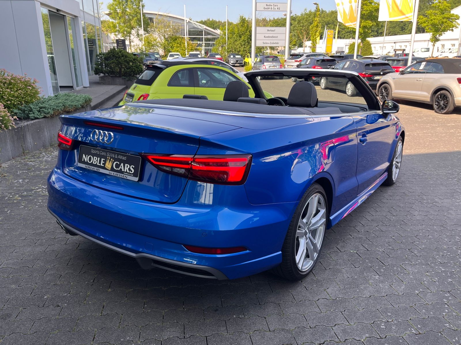 Fahrzeugabbildung Audi A3 Cabriolet S-Line AHK LED NAVI